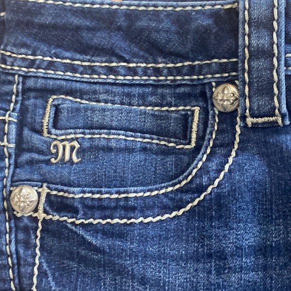 Miss me skinny jeans size 26. In excellent condition. (50/15) - Picture 4 of 9